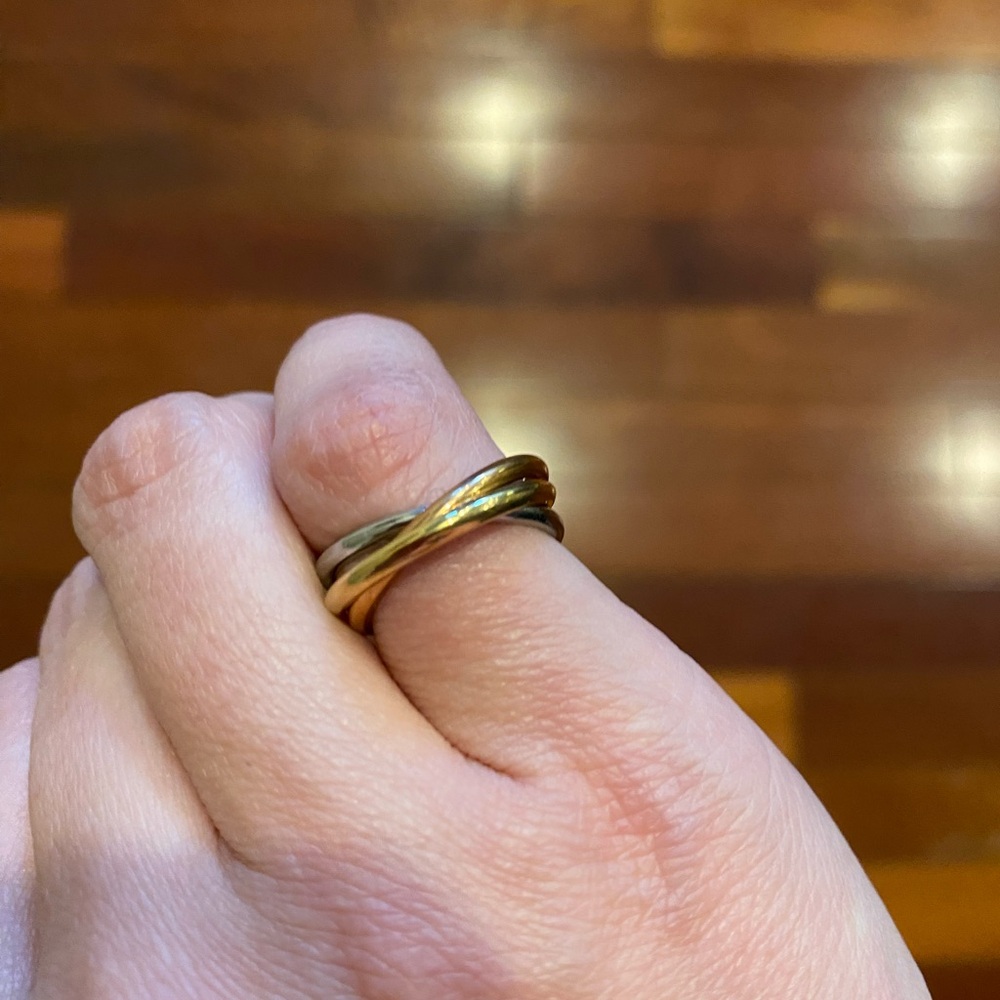 Trinity ring, interlocking roll-on tri-color bands